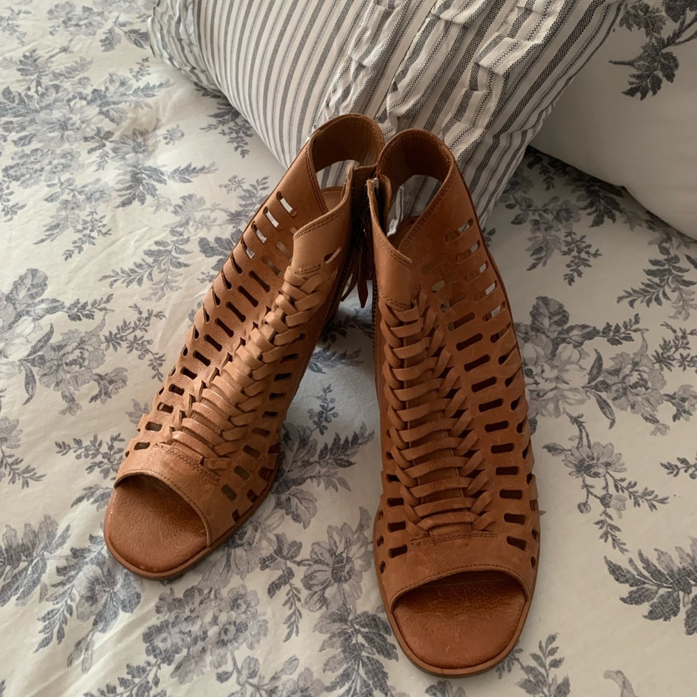 Paul Green open toe booties  NWOT